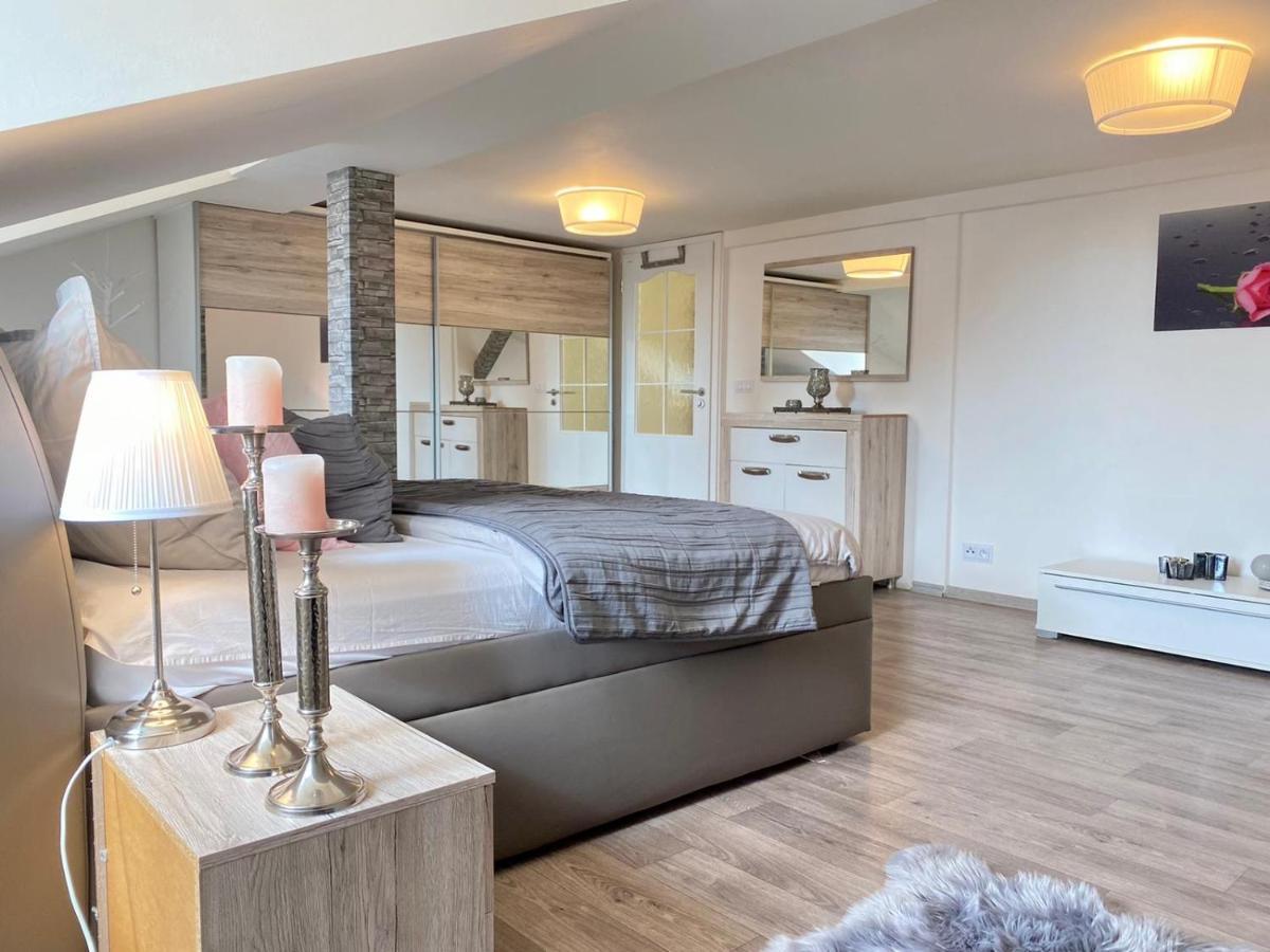 Lili Apartman Marianske Lazne Exterior foto