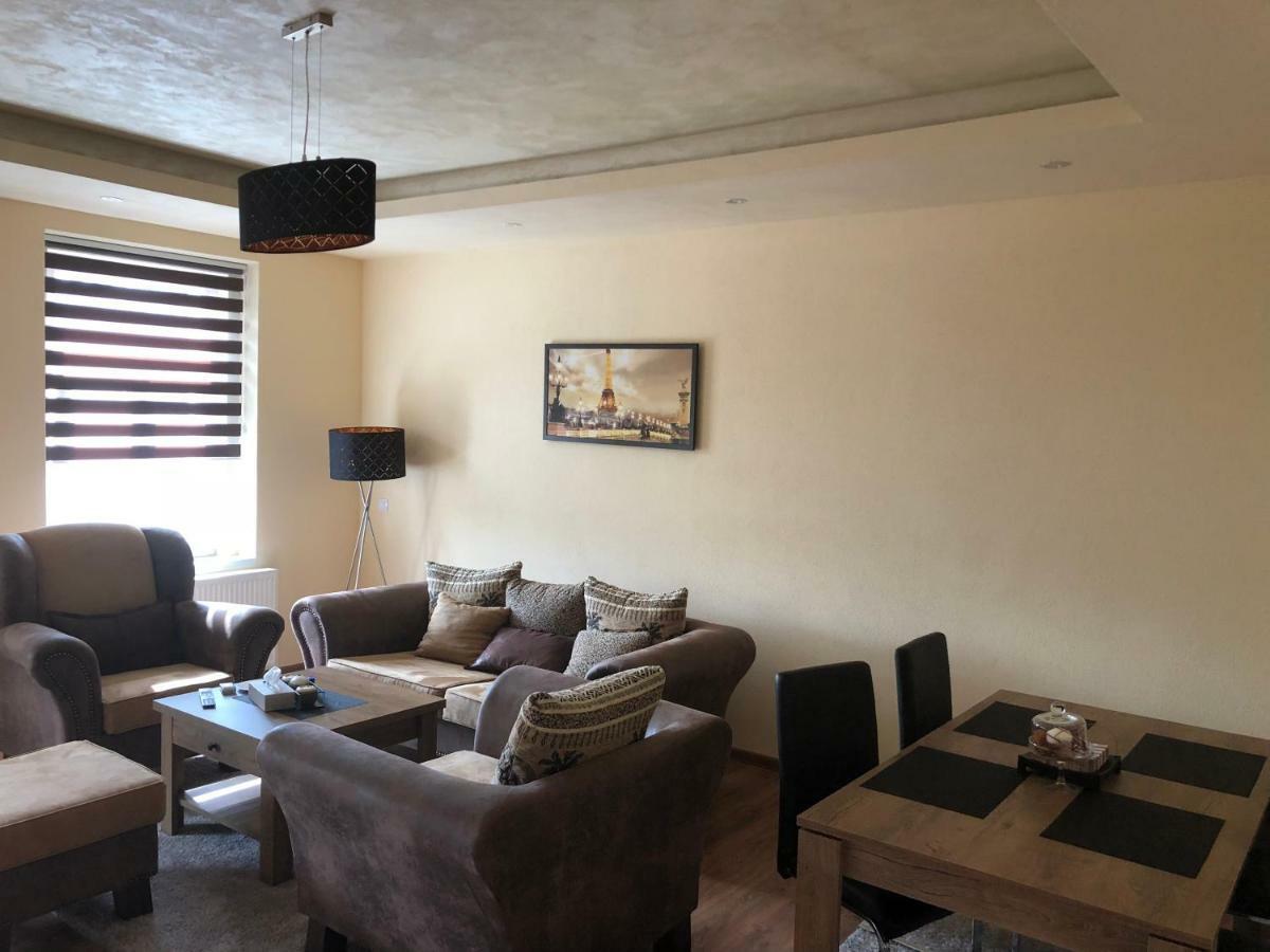 Lili Apartman Marianske Lazne Exterior foto