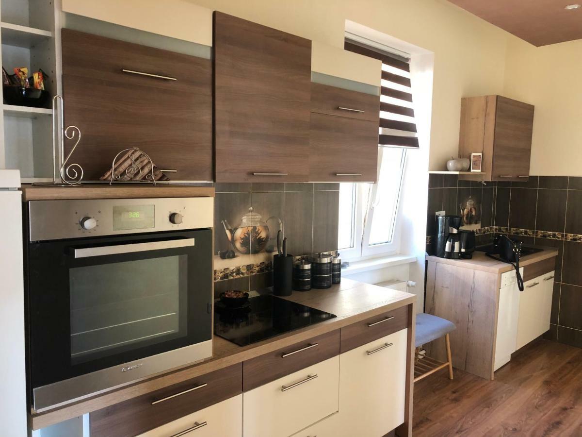 Lili Apartman Marianske Lazne Exterior foto